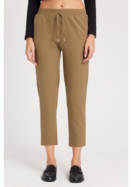 Kadın Relax Fit Rahat Kesim Yüksel Bel Dar Paça Beli Lastikli Bağcıklı haki Pantolon