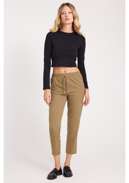 Kadın Relax Fit Rahat Kesim Yüksel Bel Dar Paça Beli Lastikli Bağcıklı haki Pantolon indirimleri