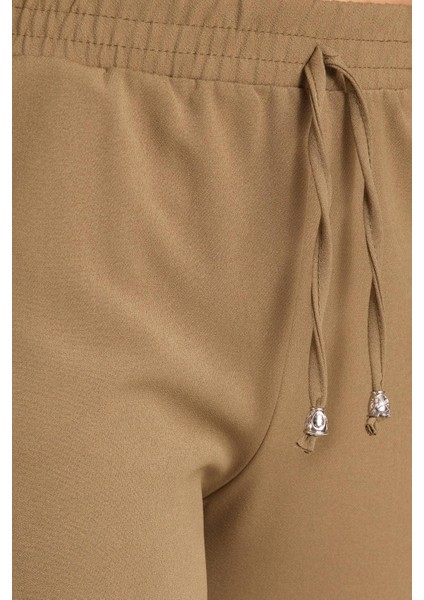 Kadın Relax Fit Rahat Kesim Yüksel Bel Dar Paça Beli Lastikli Bağcıklı haki Pantolon