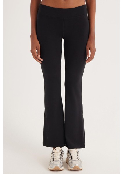 Kadın Slim Fit Dar Kesim Modal Kumaş Ispanyol Paça Siyah Pantolon