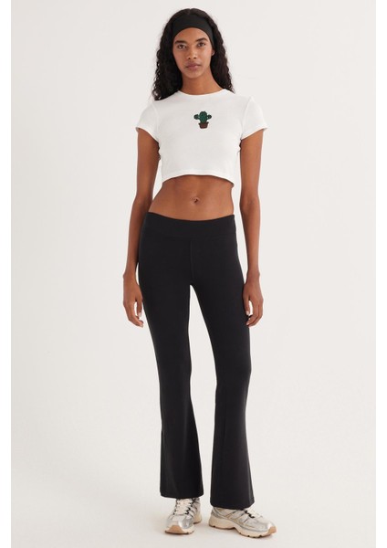 Kadın Slim Fit Dar Kesim Modal Kumaş Ispanyol Paça Siyah Pantolon fiyatları