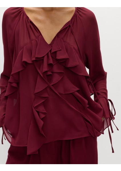 Fiyonklu Yaka Volanlı Bluz modelleri