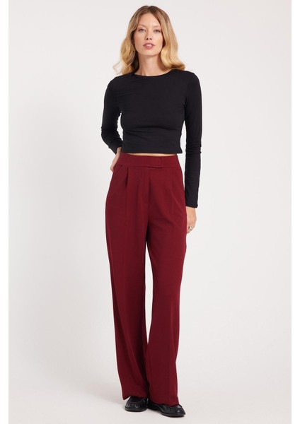 Kadın Regular Fit Klasik Kesim Cırt Kapamalı Geniş Paça Bordo Pantolon fırsatları