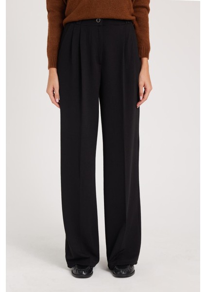 Kadın Regular Fit Klasik Kesim Yüksel Bel Geniş Paça Siyah Pantolon