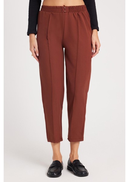 Kadın Relax Fit Rahat Kesim Yüksel Bel Düz Paça Beli Lastikli Kahverengi Pantolon
