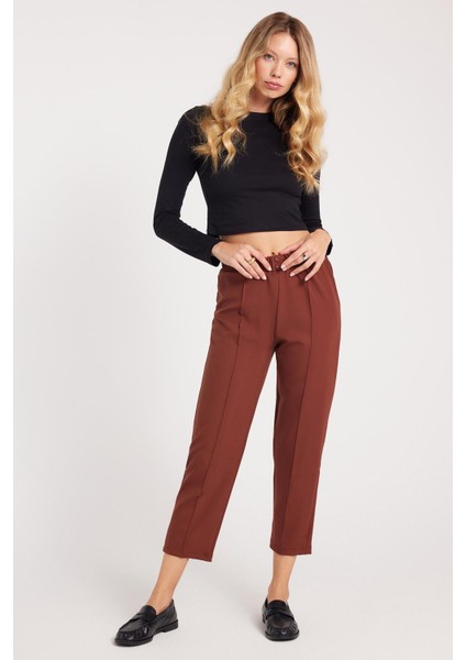 Kadın Relax Fit Rahat Kesim Yüksel Bel Düz Paça Beli Lastikli Kahverengi Pantolon indirimleri