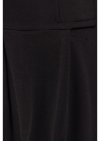 Kadın Regular Fit Klasik Kesim Cırt Kapamalı Geniş Paça Siyah Pantolon