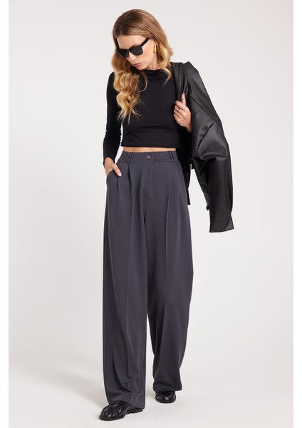 Kadın Regular Fit Klasik Kesim Yüksel Bel Geniş Paça Antrasit Pantolon fırsatları