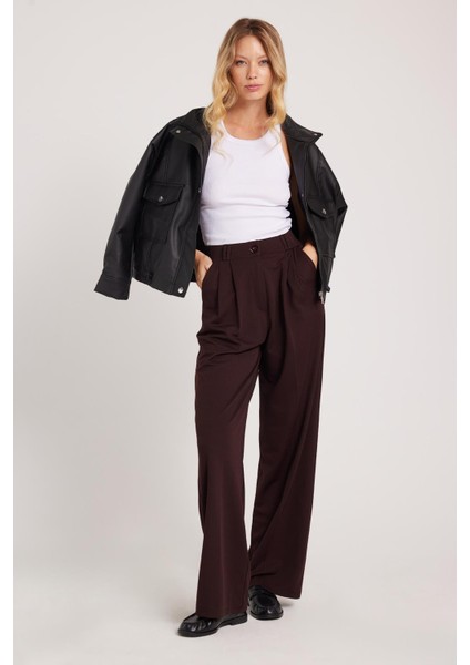 Kadın Regular Fit Klasik Kesim Yüksel Bel Geniş Paça Kahverengi Pantolon indirimleri