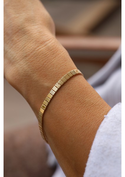 14 Ayar Altın Çizgili Çivi Model Bileklik modelleri