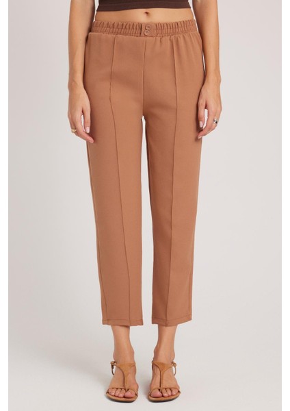 Kadın Relax Fit Rahat Kesim Yüksel Bel Düz Paça Beli Lastikli Açık Bej Pantolon