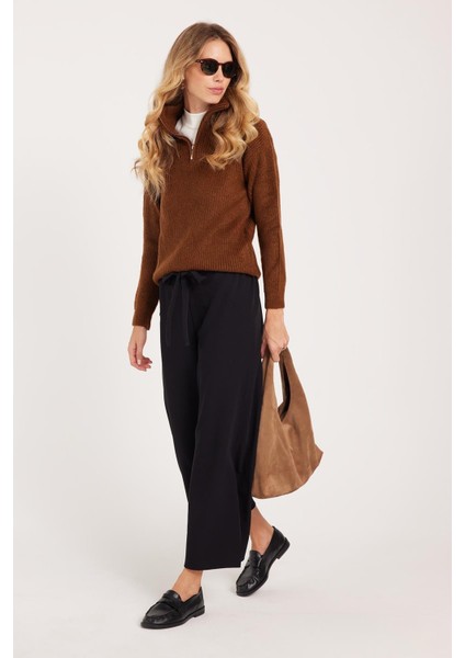 Kadın Relax Fit Rahat Kesim Lastikli Kuşak Bağlamalı Geniş Paça Siyah Pantolon fiyatları