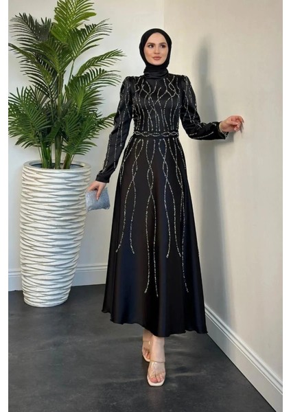 Amaris Taşlı Prenses Kesim Saten Kumaş Tesettür Abiye- Siyah
