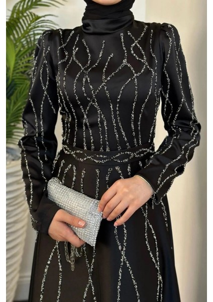 Amaris Taşlı Prenses Kesim Saten Kumaş Tesettür Abiye- Siyah fırsatları