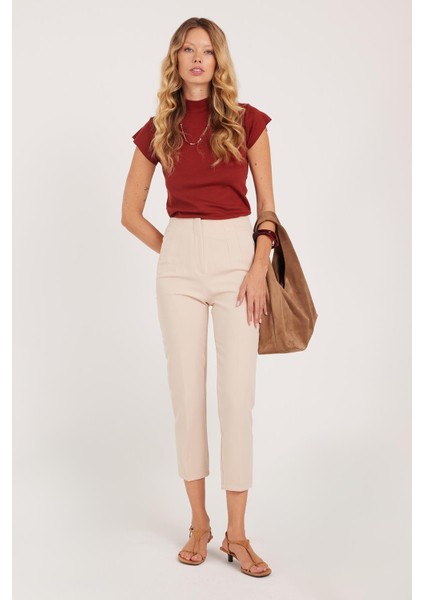 Kadın Relax Fit Rahat Kesim Yüksel Bel Dar Paça Bej Pantolon indirimleri