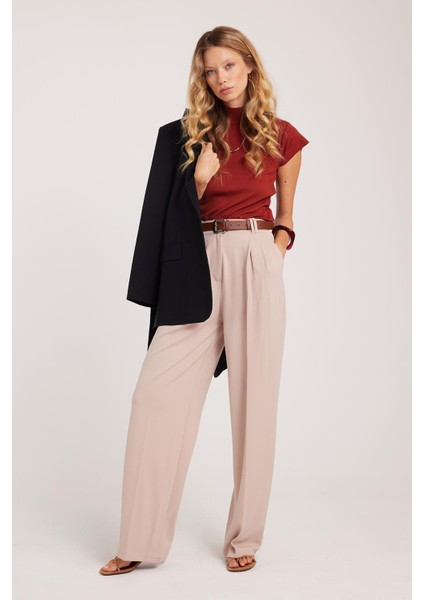 Kadın Regular Fit Klasik Kesim Yüksel Bel Geniş Paça taş Pantolon fiyatları