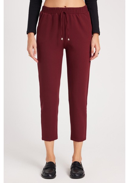 Kadın Relax Fit Rahat Kesim Yüksel Bel Dar Paça Beli Lastikli Bağcıklı bordo Pantolon