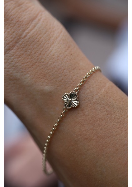 14 Ayar Altın Ince Dodge Zincirli Yoncalı Bileklik modelleri