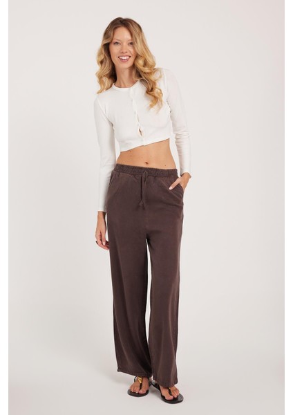 Kadın Regular Fit Klasik Kesim Pamuklu Geniş Paça Kahverengi Pantolon fiyatları