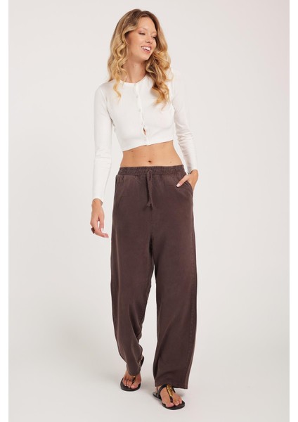 Kadın Regular Fit Klasik Kesim Pamuklu Geniş Paça Kahverengi Pantolon fırsatları