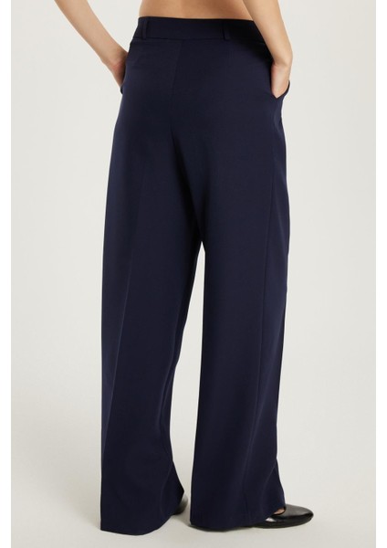 Kadın Regular Fit Pileli Ispanyol Paça lacivert Pantolon indirimleri