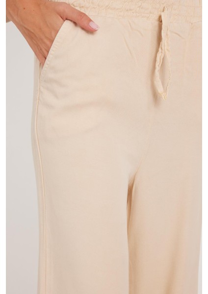 Kadın Regular Fit Klasik Kesim Pamuklu Geniş Paça Bej Pantolon modelleri