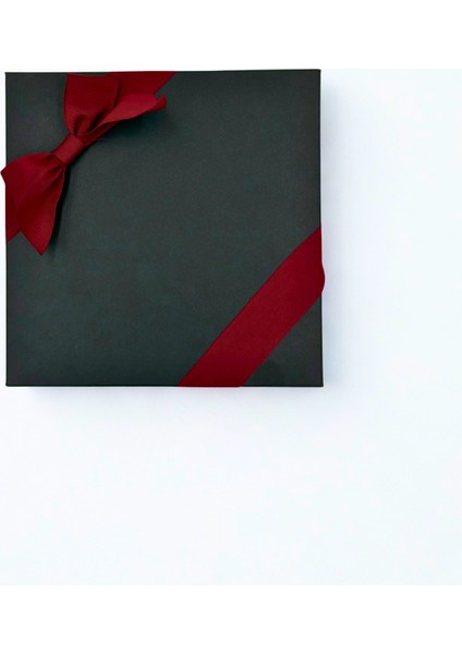 Siyah Hediye Kutusu, Kurdeleli(Büyük Boy) – Lüks Kutu, Takı, Sert Kutu, Yılbaşı, Sevgililer Günü fiyatları