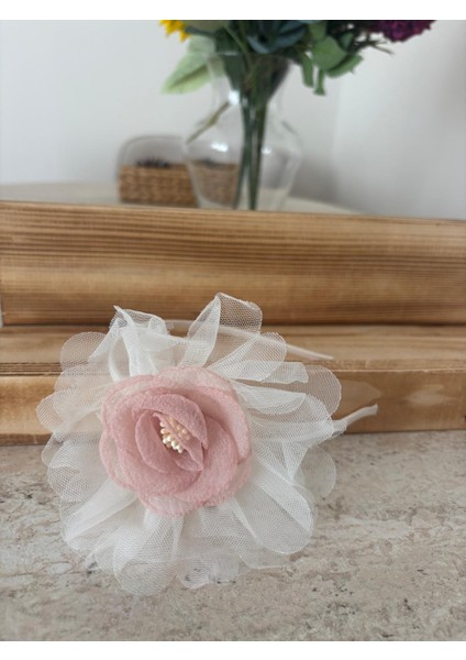 El Yapımı Gül Detaylı Tül Taç fırsatları