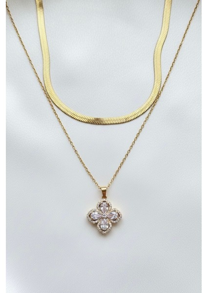 Yonca Detaylı ve İtalyan Zincirli Zirkon Taşlı Çelik Kararmayan Kolye fiyatları