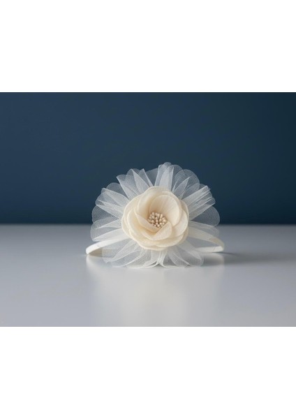 El Yapımı Gül Detaylı Tül Taç