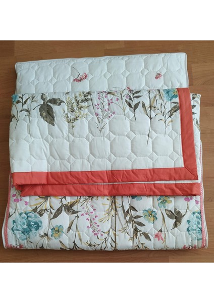 Kapitone Ince Yorgan (Sürpriz Yastık)