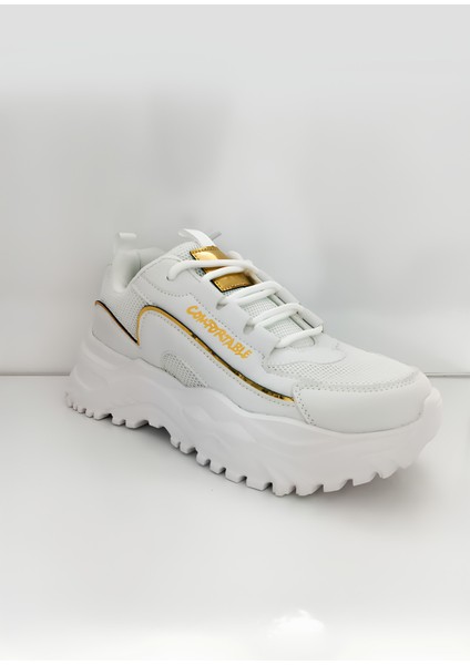 Beyaz Kalın Tabanlı Spor Ayakkabı – Altın Detaylı, Rahat ve Şık modelleri