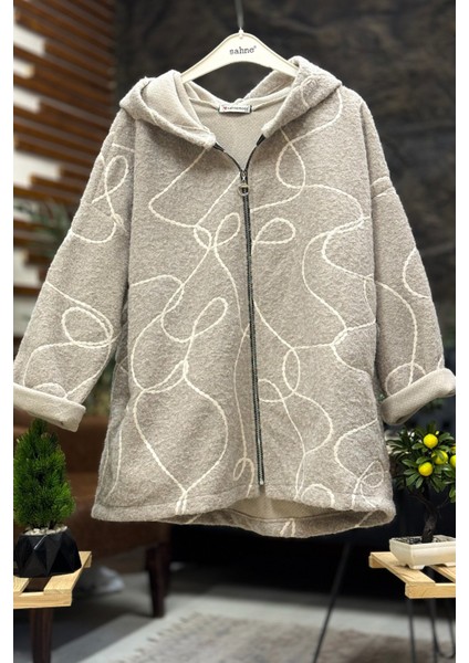 Rafya Desen Kapşonlu Ithal Keçe Kaban