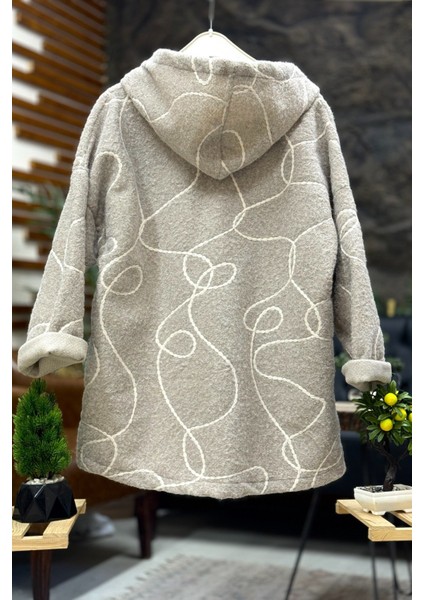 Rafya Desen Kapşonlu Ithal Keçe Kaban fiyatları