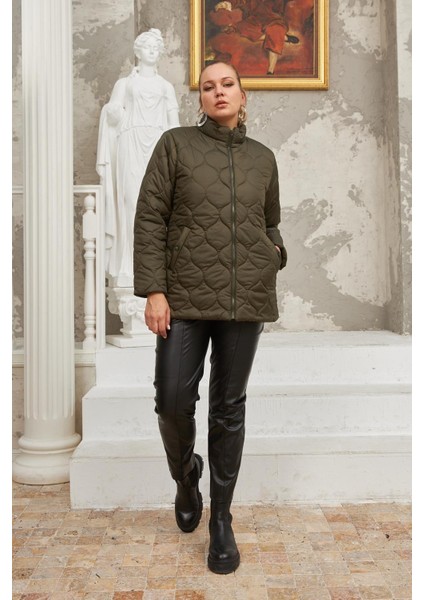 Kapitone Büyük Beden Mont