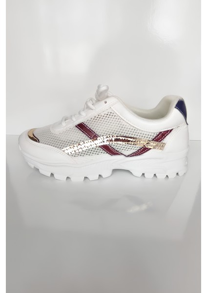 Kadın Spor Ayakkabı – Beyaz Fileli, Konforlu ve Şık Günlük Sneaker fiyatları