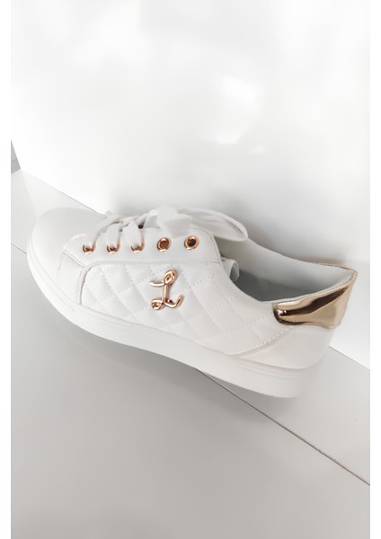 Beyaz Şık Kadın Sneaker | Altın Detaylı Rahat Günlük Ayakkabı indirimleri