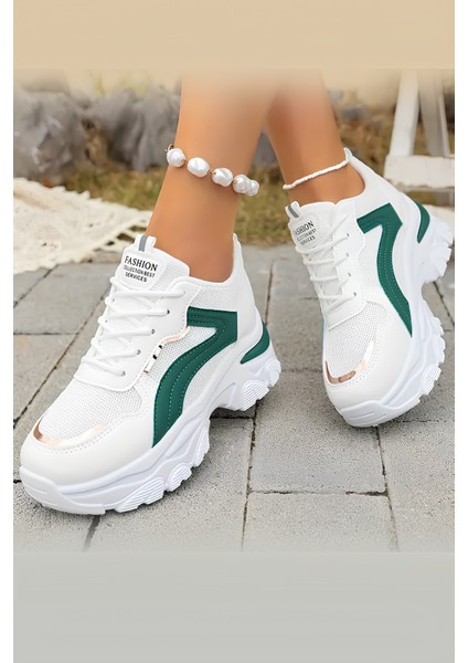 Beyaz Kalın Taban Kadın Spor Ayakkabı – Yeşil ve Gold Detaylı Nefes Alabilen Sneaker indirimleri