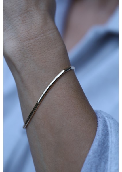 14 Ayar Altın Silindirik Düz Plakalı Bileklik modelleri