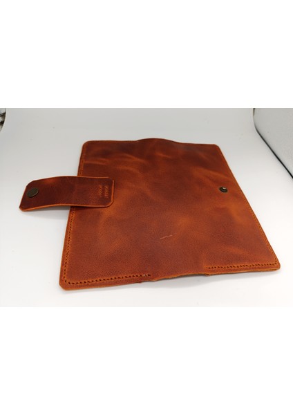 Crazy Hors Deri Tamamen El Işçiliği Cüzdan 4 Kartlık 2 Büyük Alanı 20X19,5 Acık Hali NLU102 modelleri