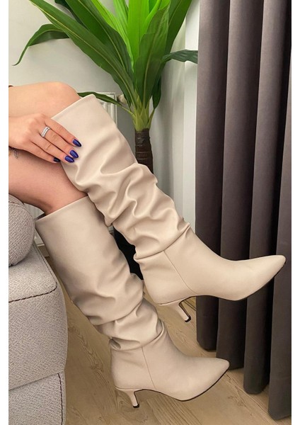 Kadın Tamara Krem Cilt Buzgülü Sivri Burun Çivi Topuk Çizme