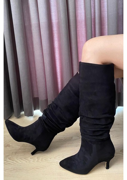 Kadın Tamara Siyah Süet Körüklü Sivri Burun Çivi Topuk Çizme modelleri