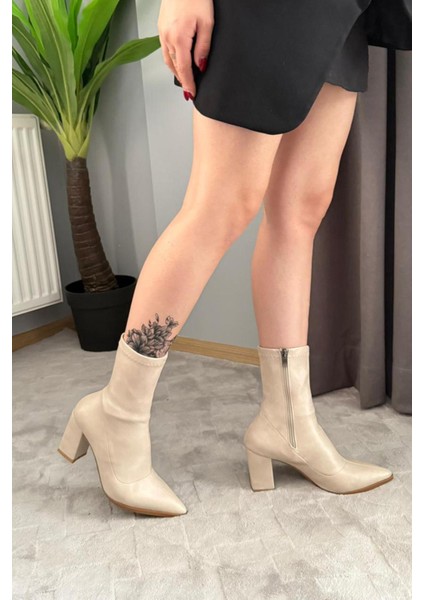 Kadın Volga Bej Fermuarlı 8 cm Kalın Topuklu Strec Bot fiyatları