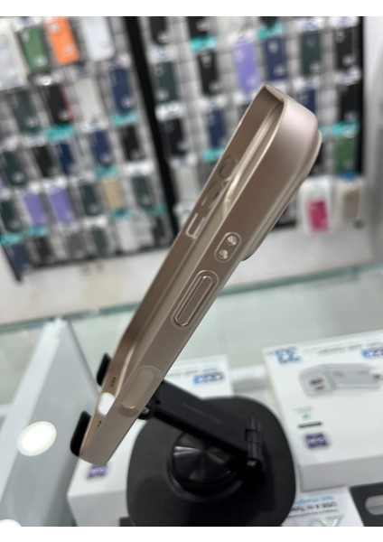 iPhone 16 Uyumlu Magsafe Özellikli Sert Ag Glass Telefon Kılıfı / 17 Pro Görünümlü modelleri