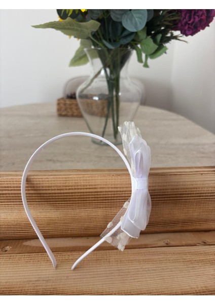 El Yapımı Saten Puantiye Tül Detaylı Fiyonk Taç fırsatları