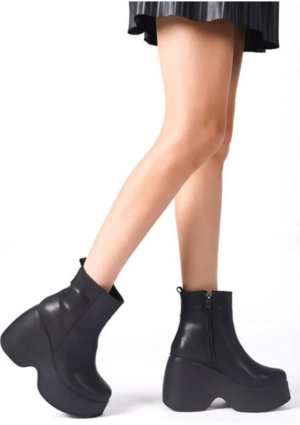 Kadın Celsi Siyah Yandan Fermuarlı 9 cm Yüksek Dolgu Topuklu Mevsimlik Kadın Kısa Bot Bootie fırsatları