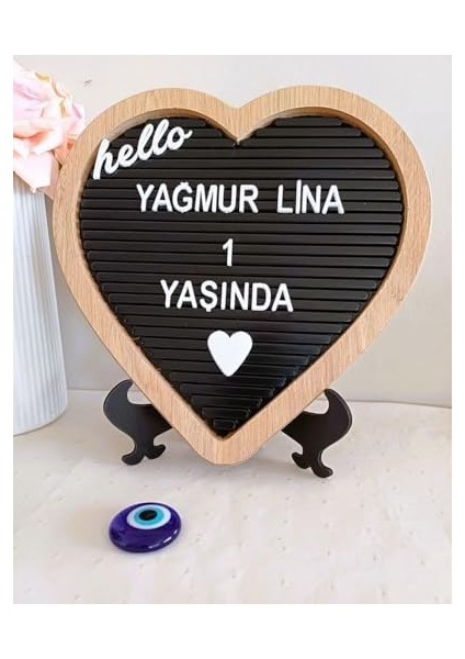 Ahşap Kalp Çerçeveli Özelleştirilebilir Mesaj Panosu Siyah Zemin Beyaz Harf Setli Yazı Tahtası modelleri
