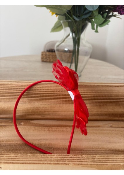 El Yapımı Saten Puantiyeli Tül Detaylı Fiyonk Taç fırsatları