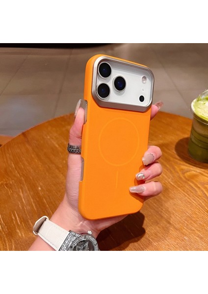 iPhone 17 Promax Magsafe Özellikli Ultra Slim Darbeye Dayanıklı Metal Çerçeveli Kılıf