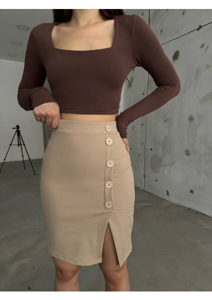 Kadın Yandan Yırtmaçlı Düğme Detaylı Krep Kumaş Likralı Etek fiyatları